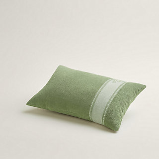 Yachting Uni beach pillow - Green | Hermès Canada
